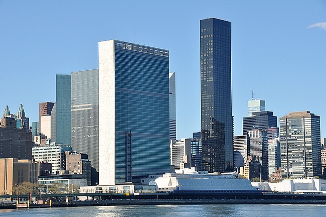 YK:n päämaja Hudson joen rannassa