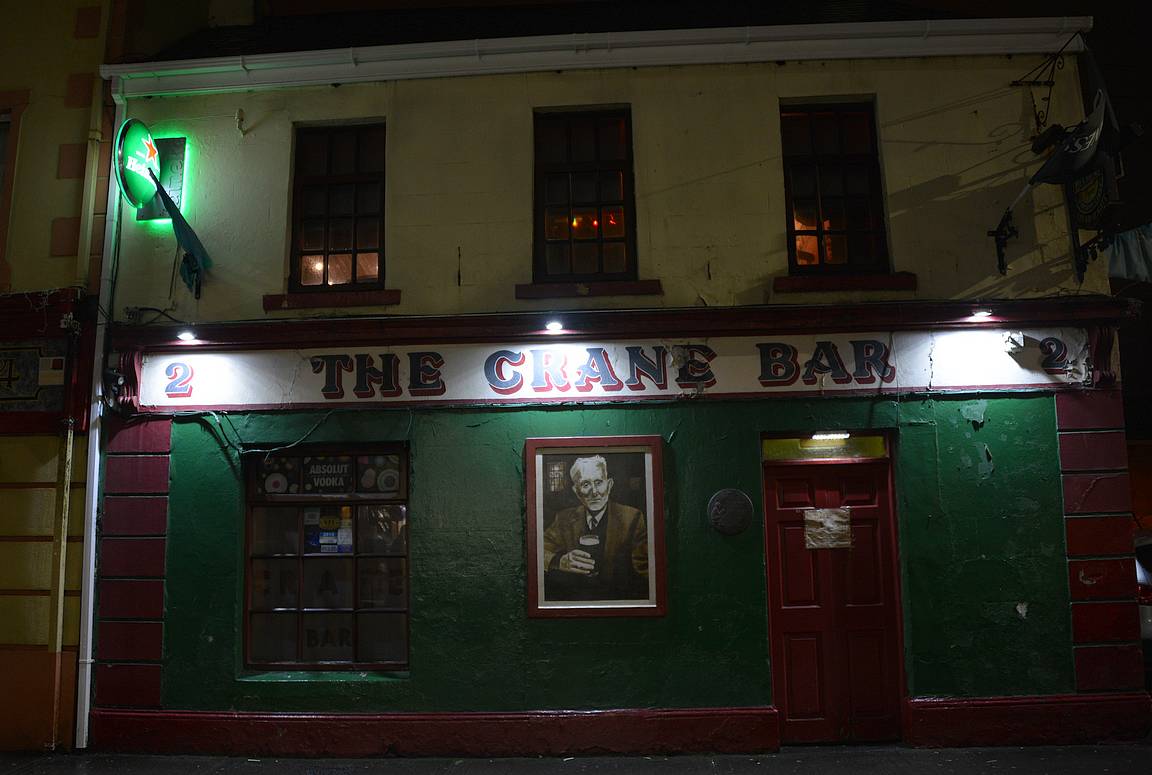 The Crane Bar