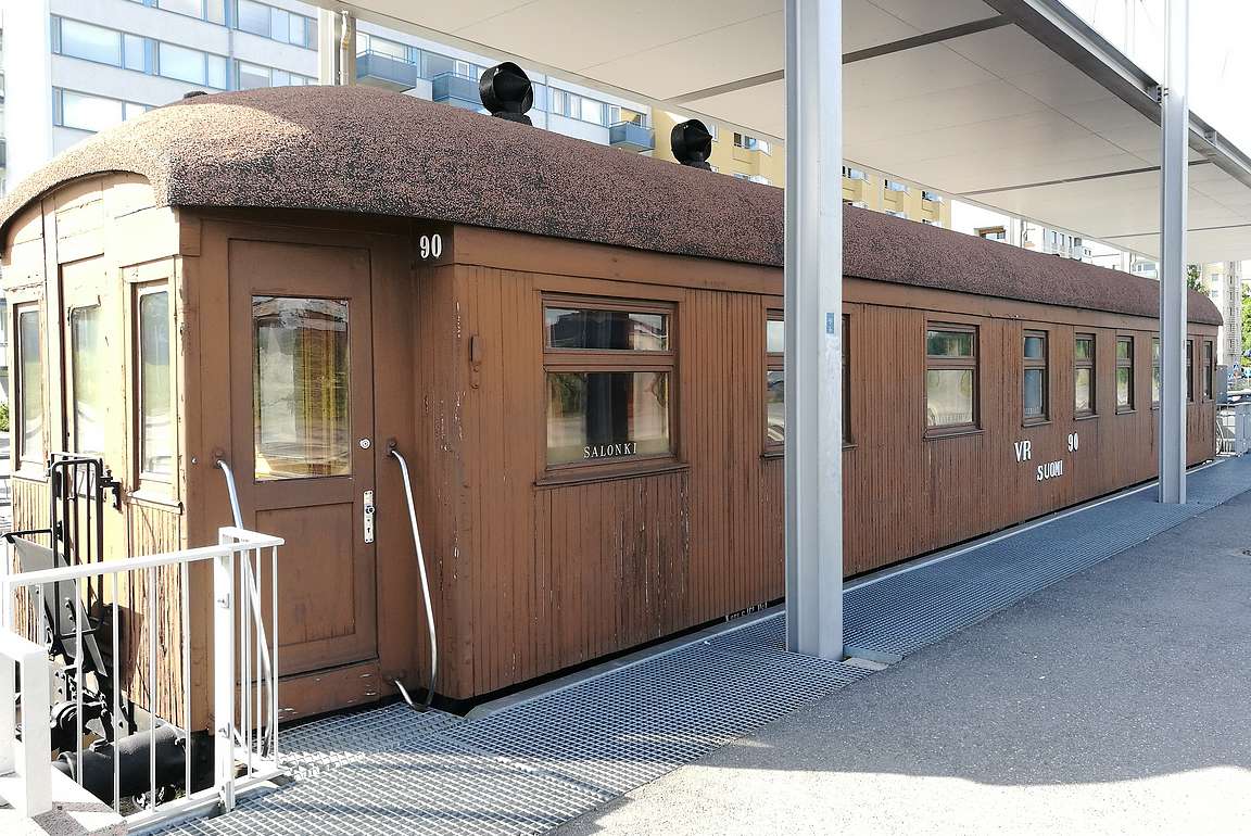 Marsalkka Mannerheimin salonkivaunu Mikkelin asemalla.