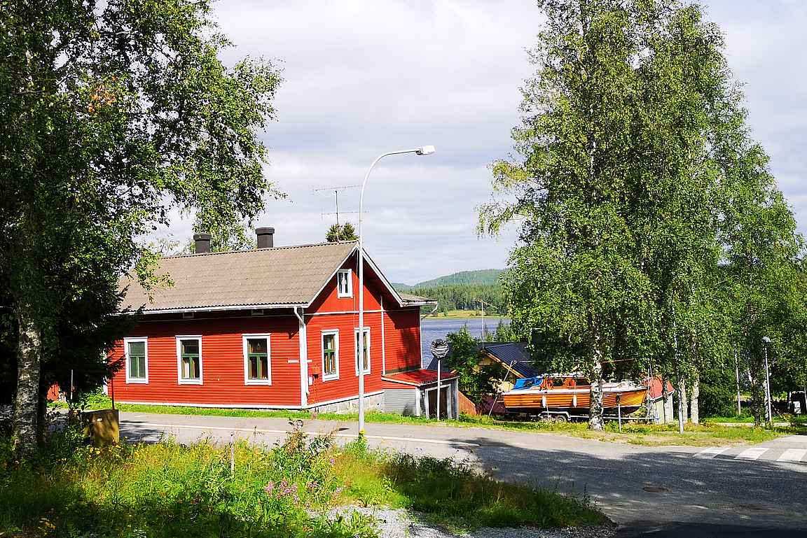 Puu-Nurmes ja mäkiset kadut ovat yksi parhaiden säilyneistä puurakentamisen alueista Suomessa.