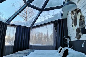 Santa’s Igloos – lasi-iglu hotelli Rovaniemellä