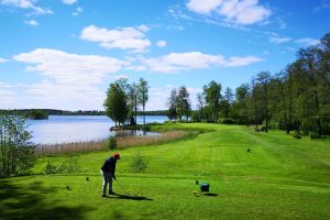 Imatran golfin väylä nro 8 on Suomen kauneimpia.