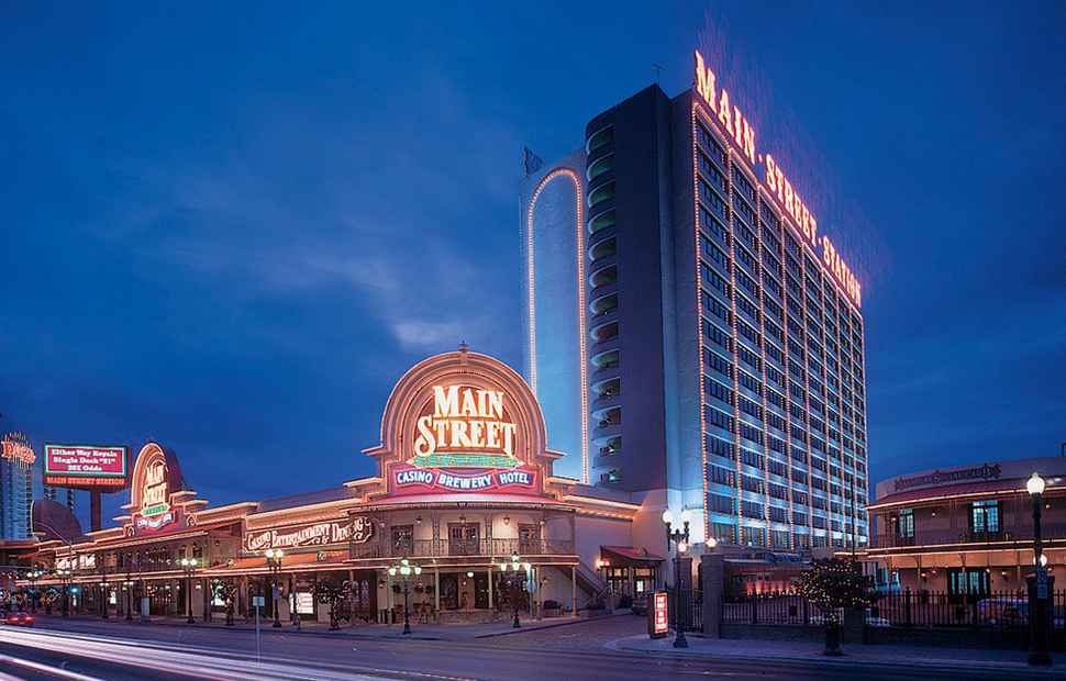 Main Street Station on kortteli sivulle Las Vegasin Downtownin vilskeestä.