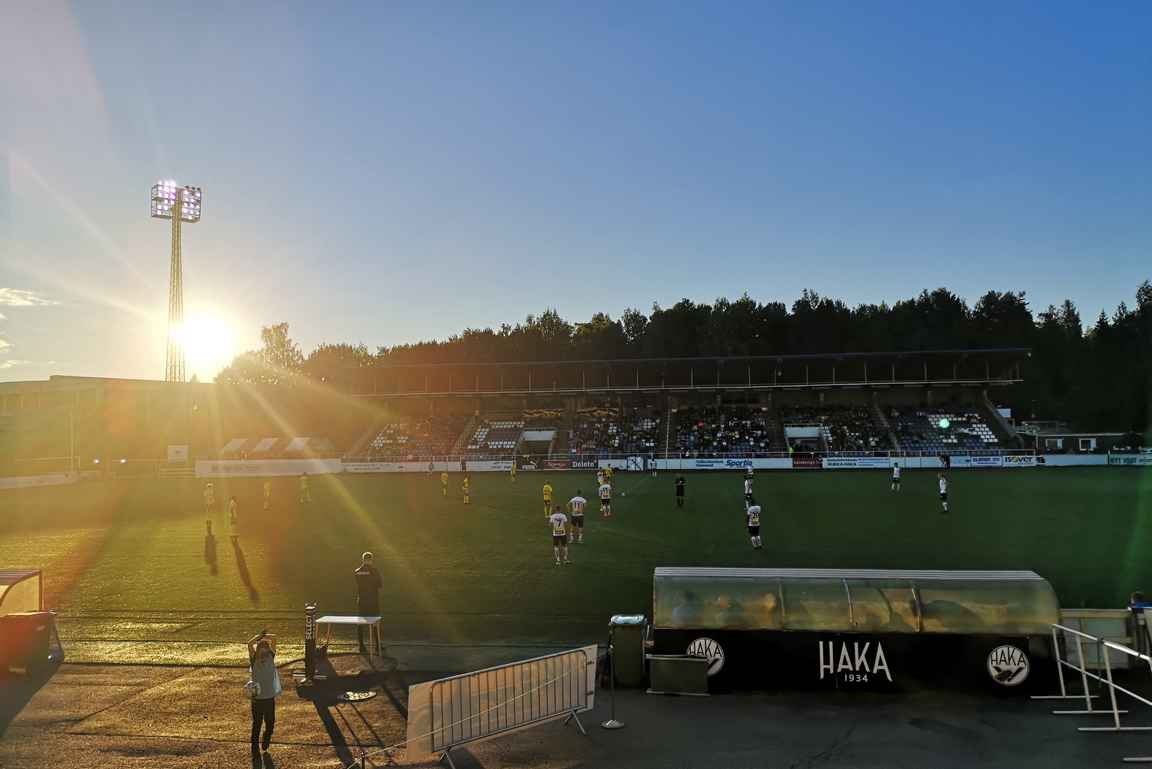 Valkeakosken Haka ja Tehtaan kenttä ovat osa suomalaisen jalkapallon historiaa ja nykypäivää.