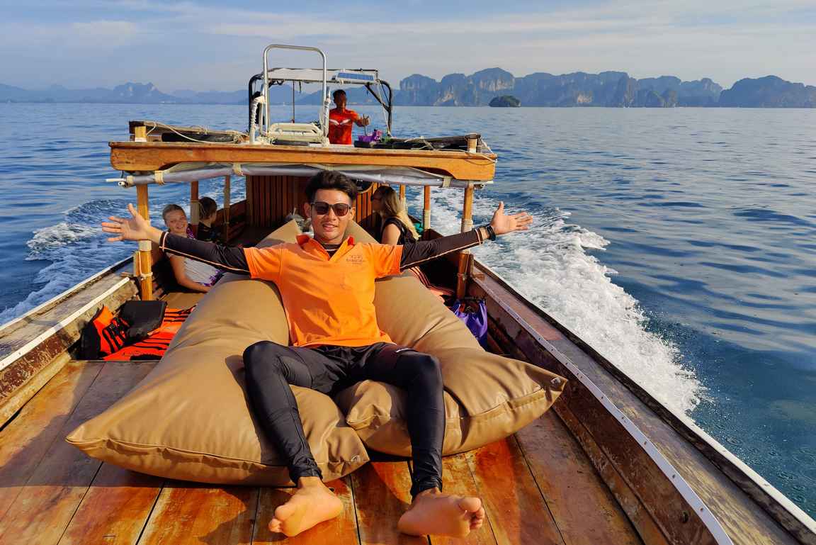 4 Island Tour Krabilla pitkähäntäveneellä on kestävän kehityksen matkailua parhaimmillaan.