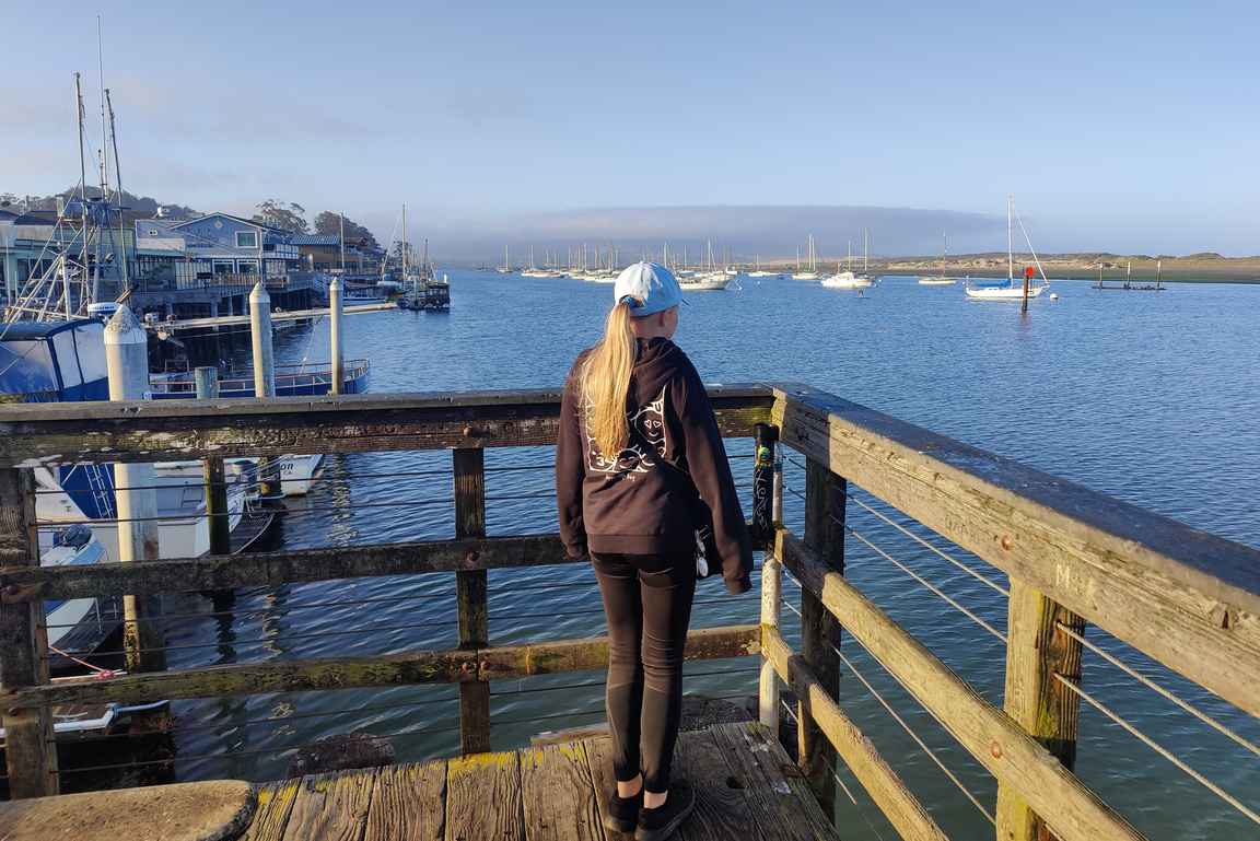 Morro Bayn suojaisa lahti on myös suosittu huviveneiden säilytyspaikka.