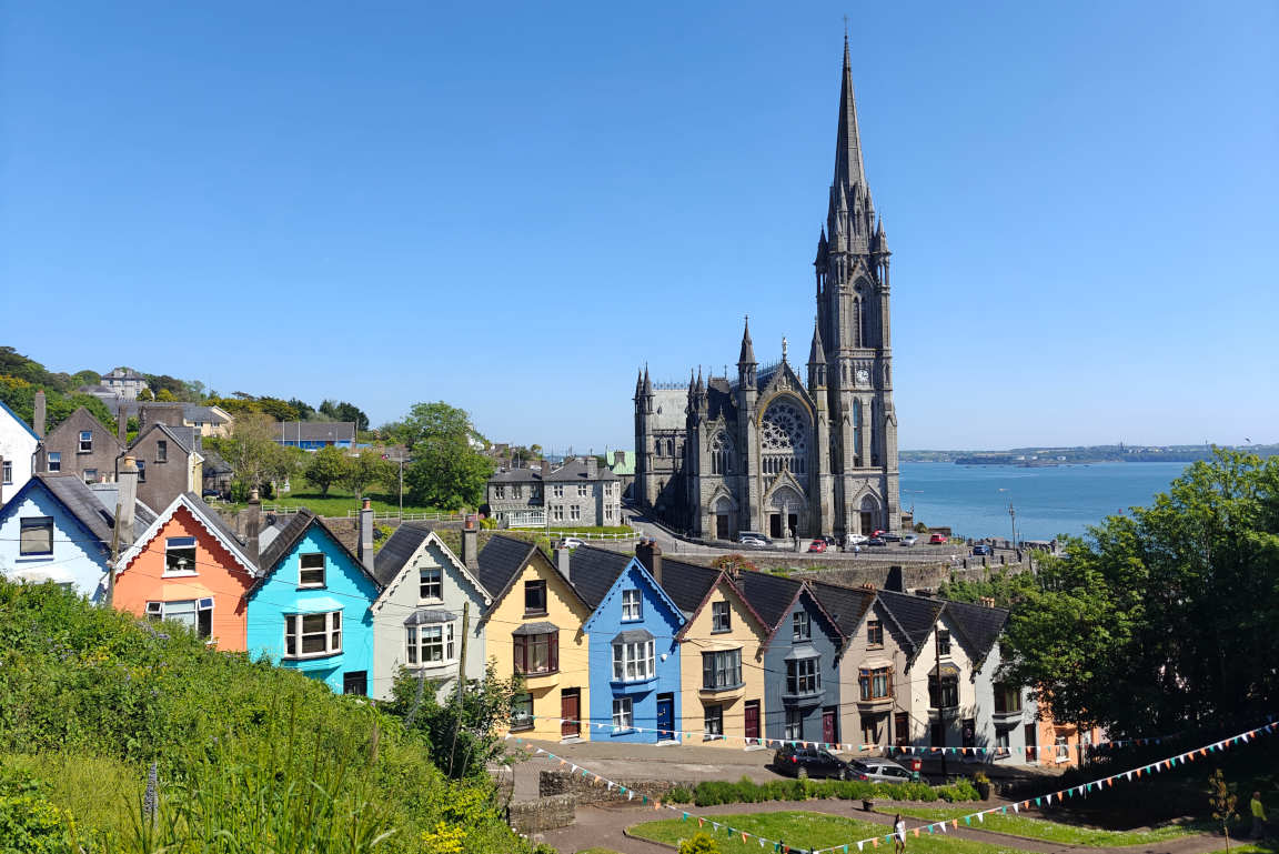 The Deck of Cards - Cobh - Corkin kreivikunnan kuvatuimpia kohteita.